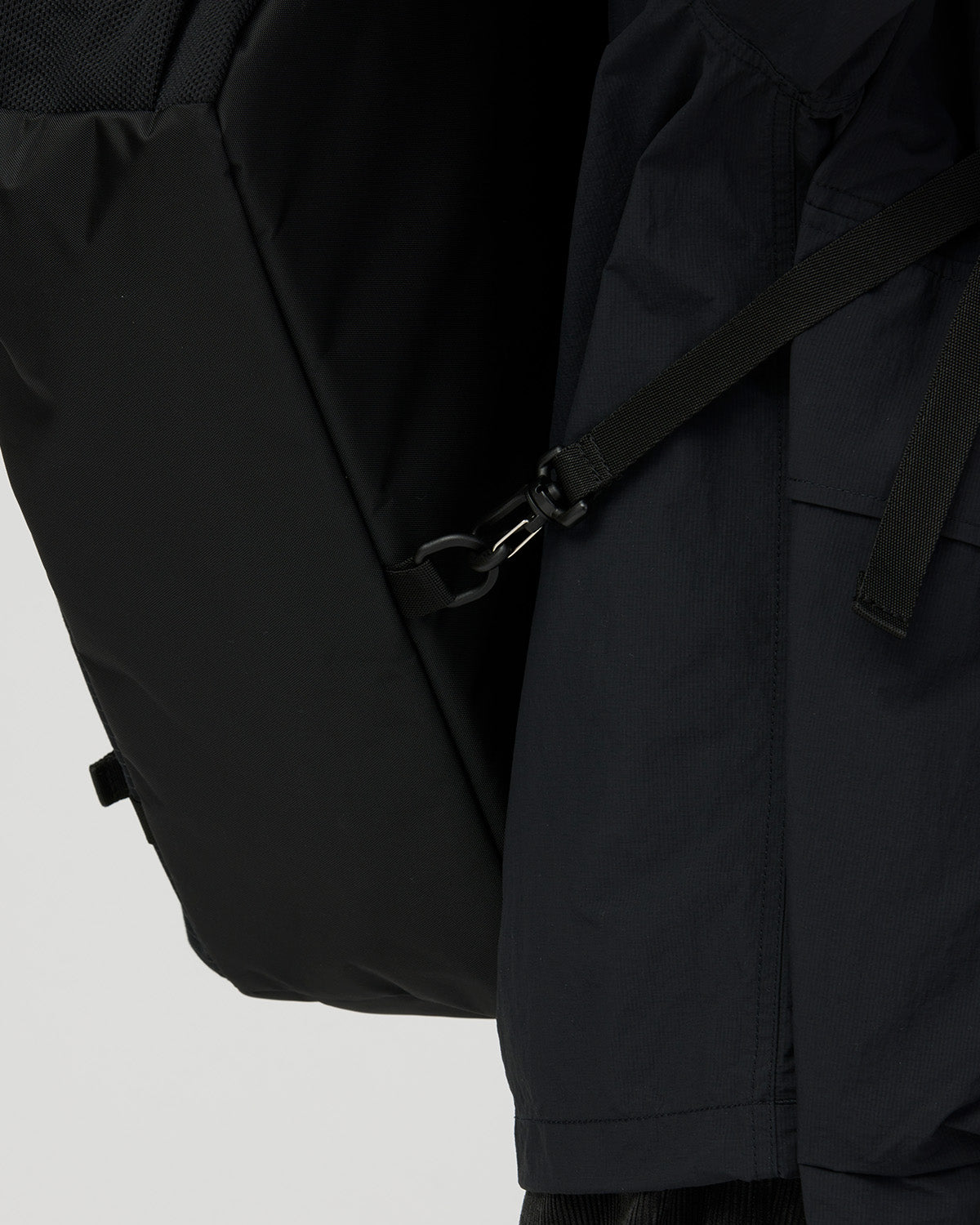 Grid Messenger Bag