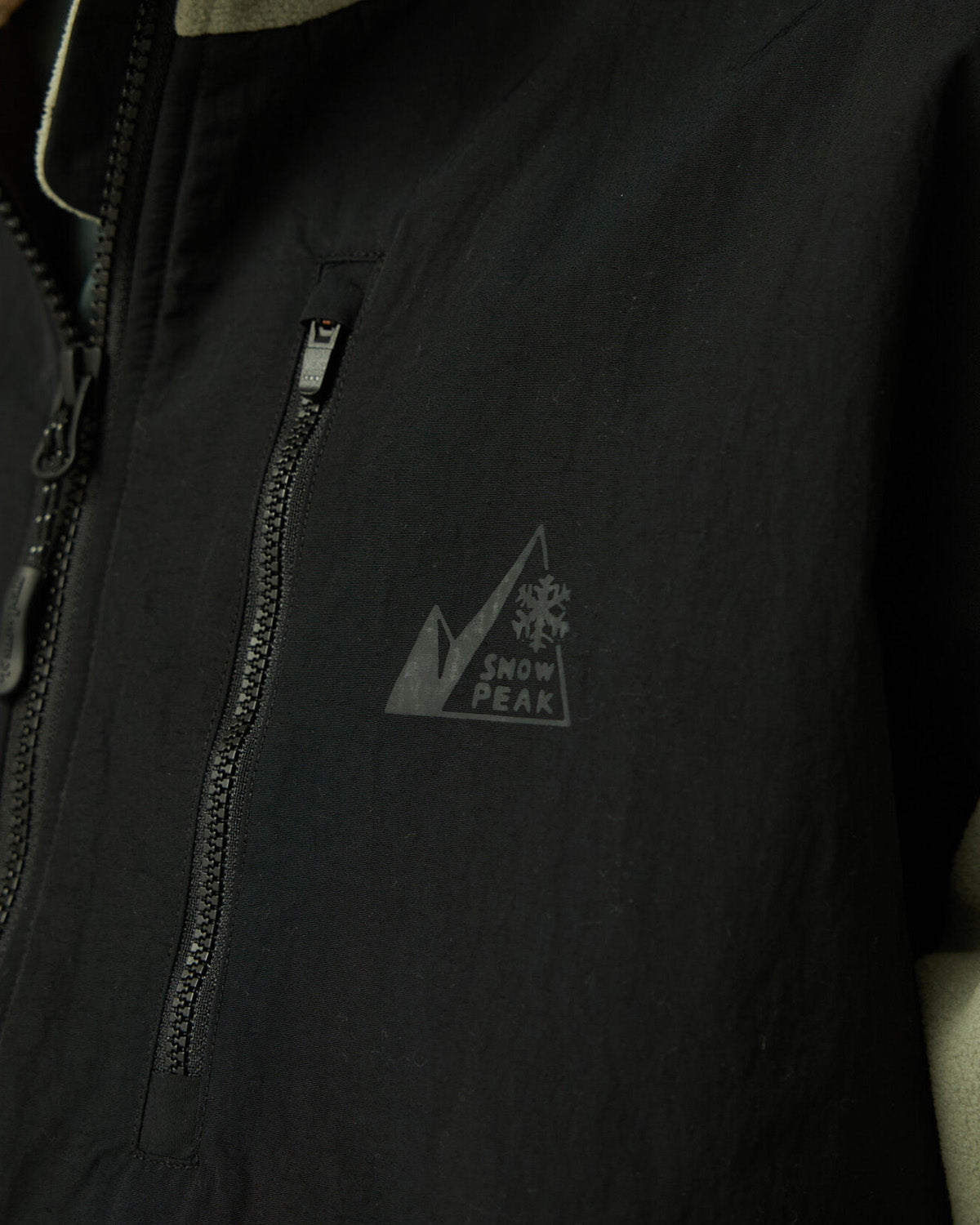 Mountain of Moods Fleece Pullover