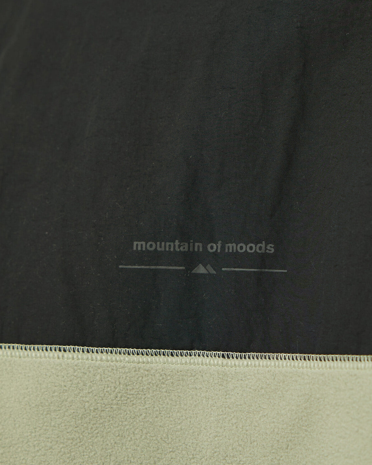 Mountain of Moods Fleece Pullover