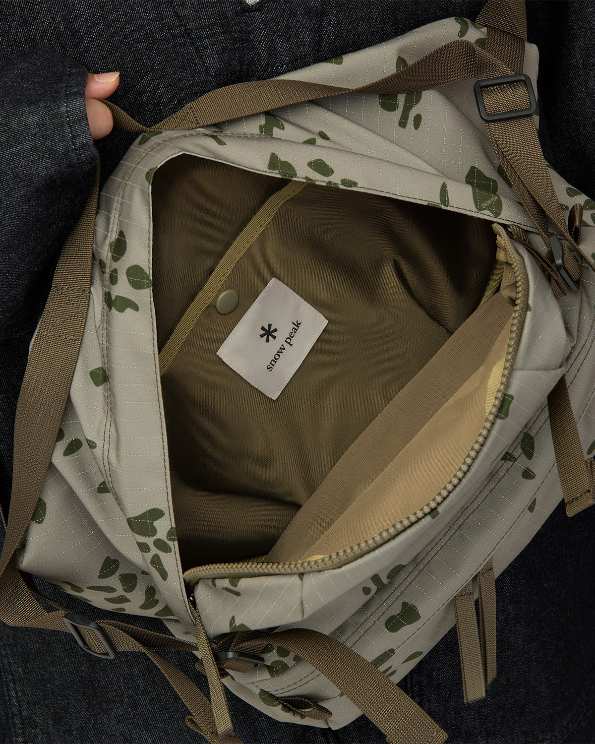 Reflective Night Camo Bag