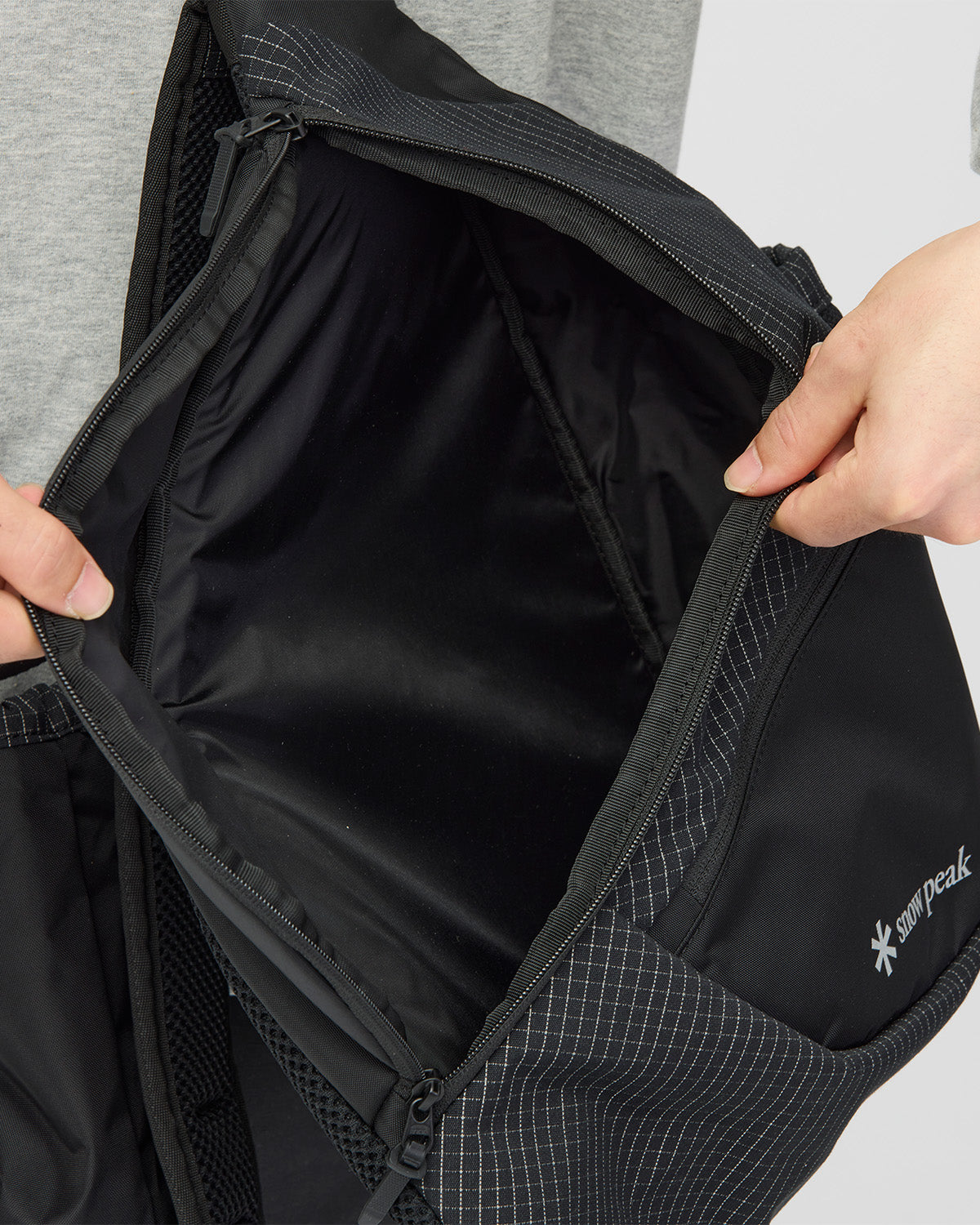 Grid Sling Bag