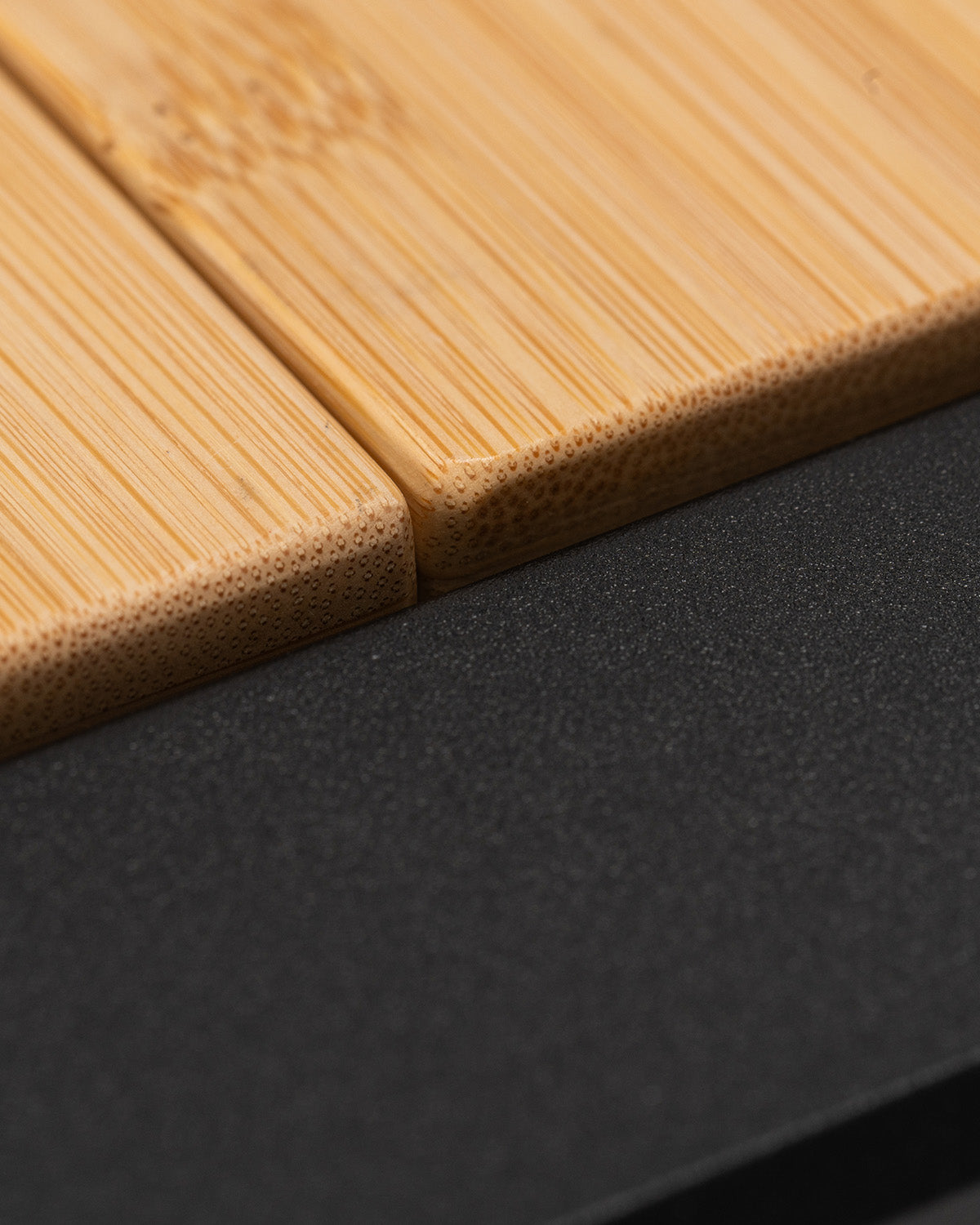 Renewed Entry IGT in Black