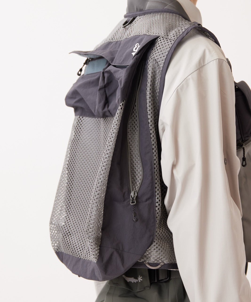 Oreti Vertical Pocket Vest