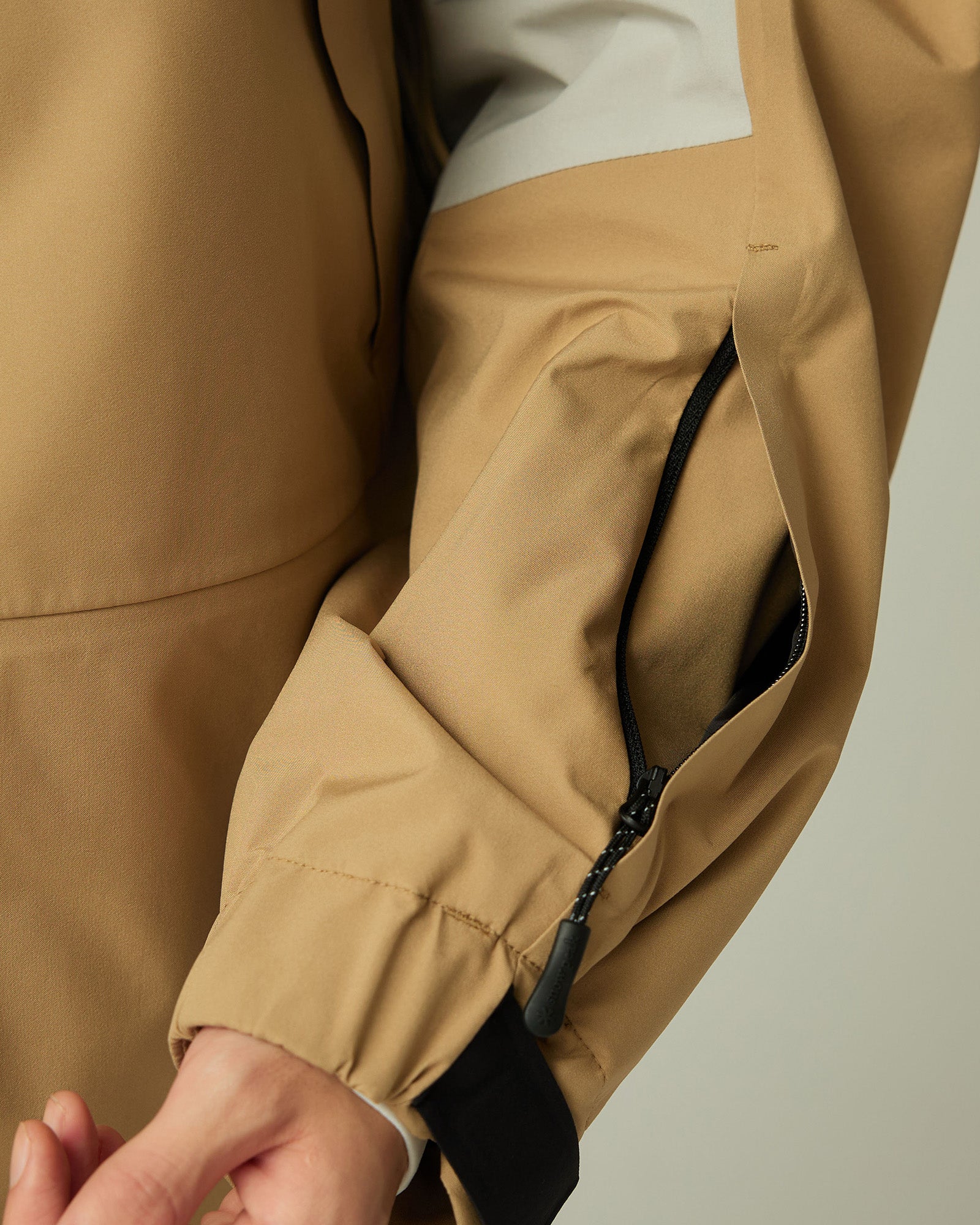 Mountain of Moods Puffed Snow Jacket