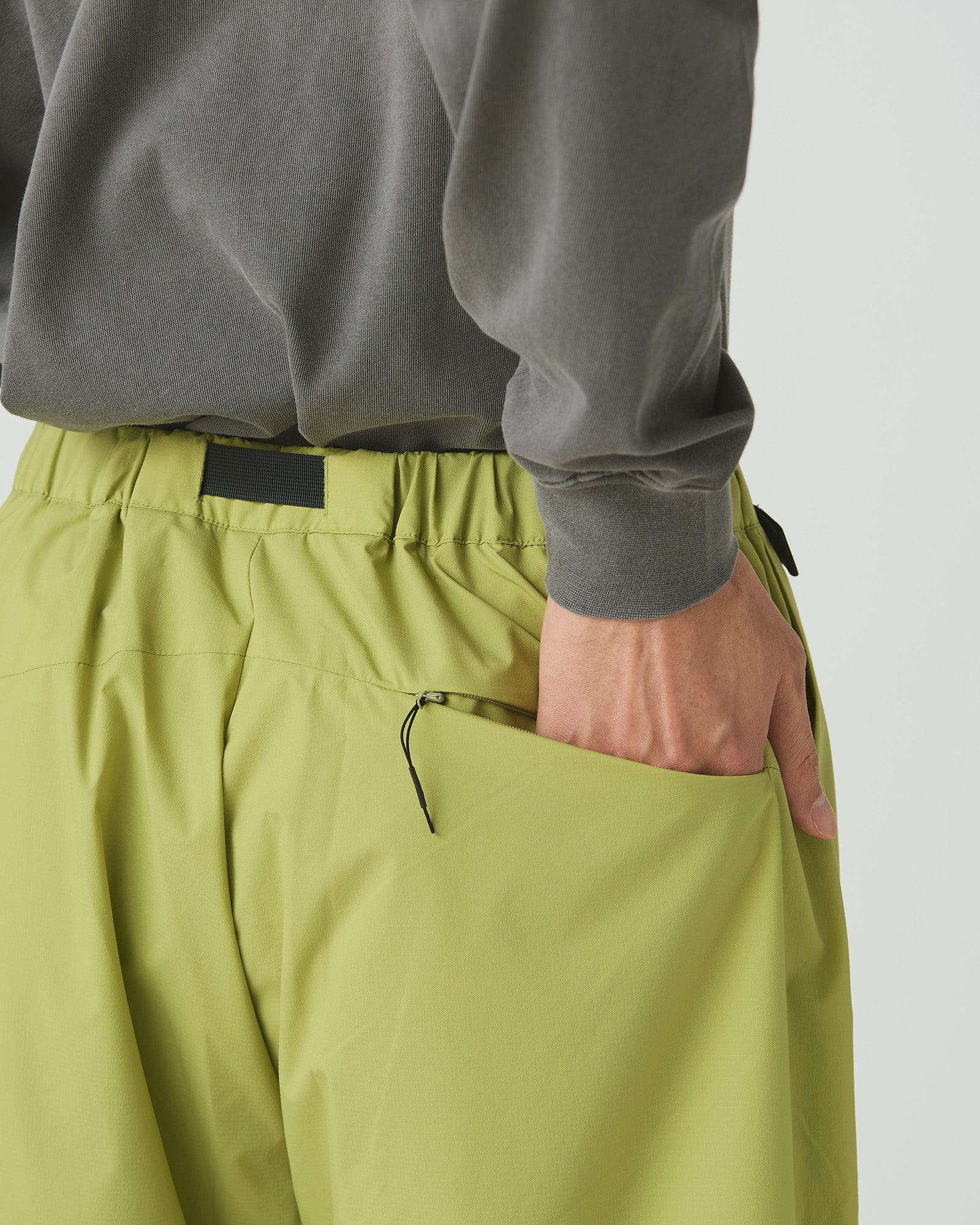 【新品未使用】Peak Wading Shorts L Black Brooks Women's Chaser 5